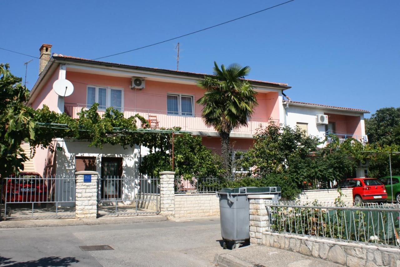 Apartments With A Parking Space Pula - 6985 Exterior foto