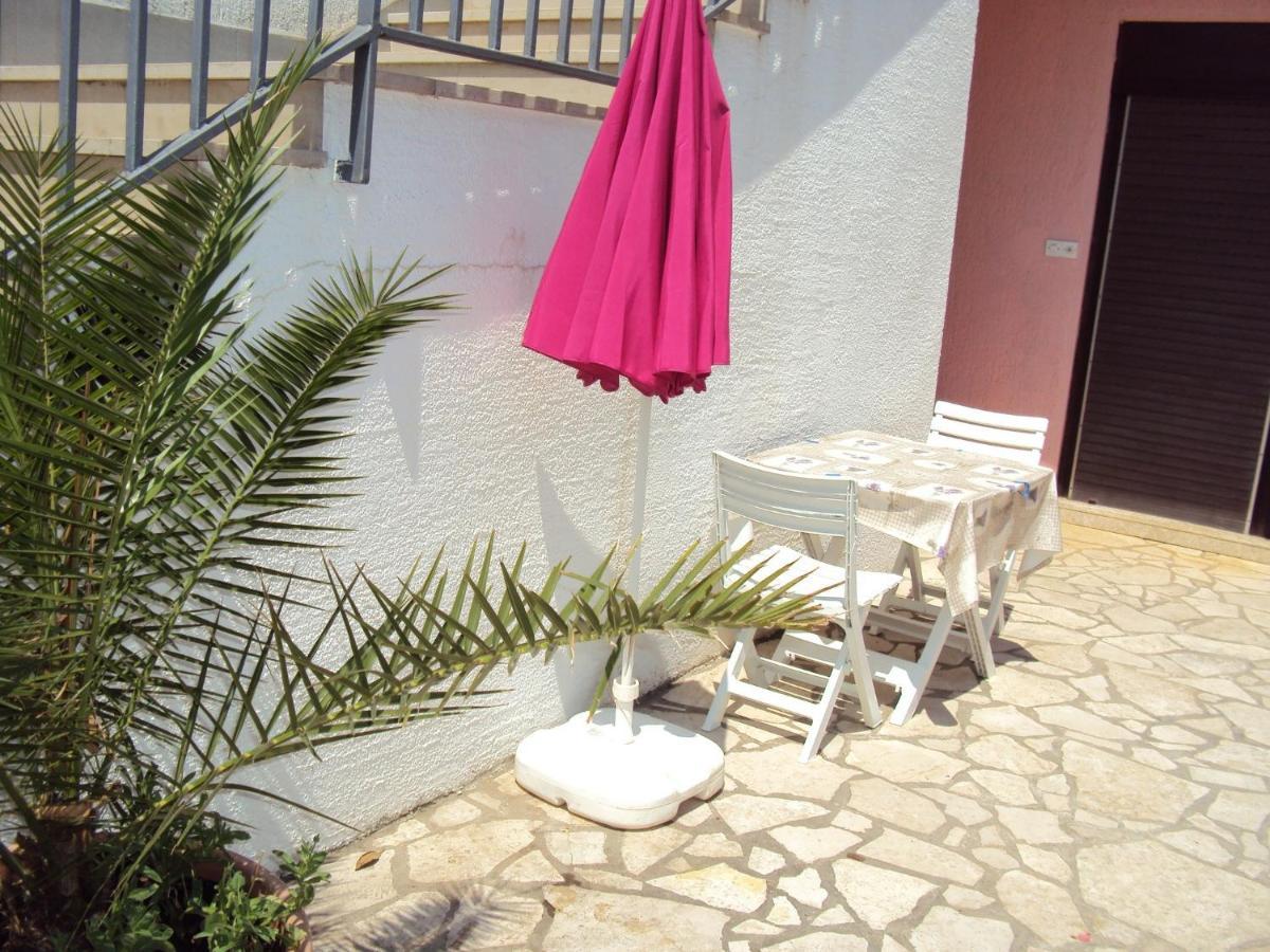 Apartments With A Parking Space Pula - 6985 Exterior foto